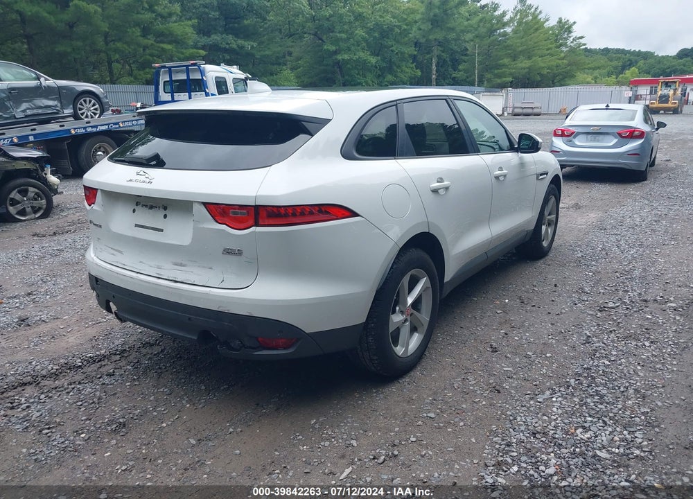 2017 JAGUAR F-PACE 35T PREMIUM VIN: SADCJ2BV7HA056445