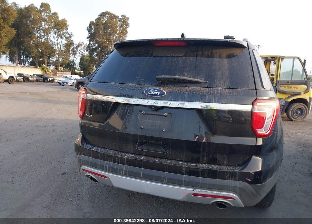 2017 FORD EXPLORER XLT VIN: 1FM5K7D85HGA87840