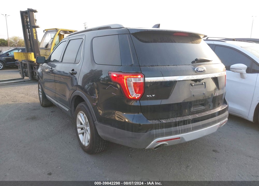 2017 FORD EXPLORER XLT VIN: 1FM5K7D85HGA87840