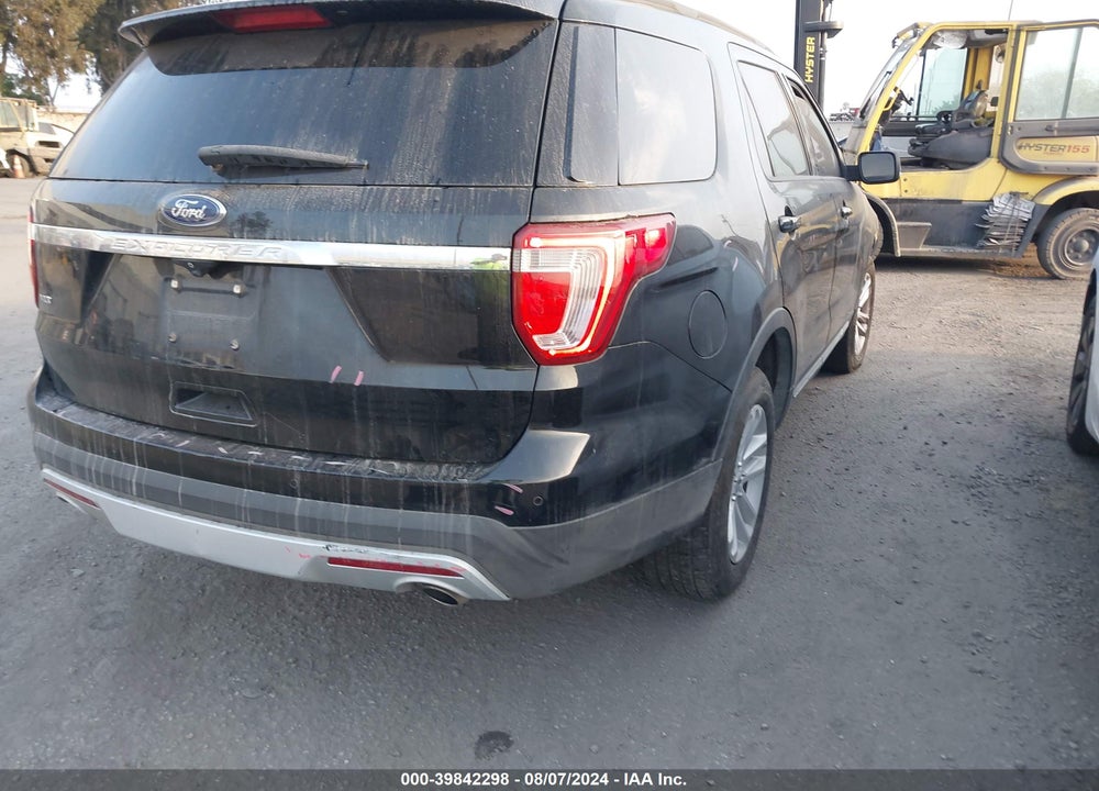 2017 FORD EXPLORER XLT VIN: 1FM5K7D85HGA87840
