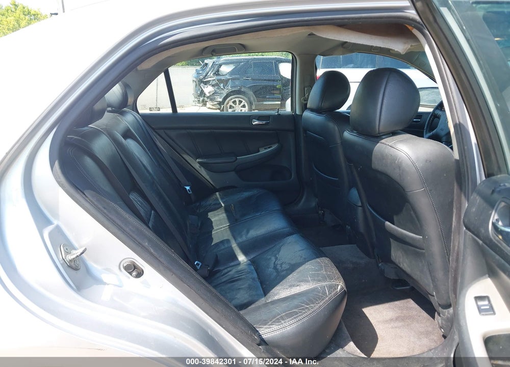 2006 HONDA ACCORD VIN: 1HGCM66526A007818