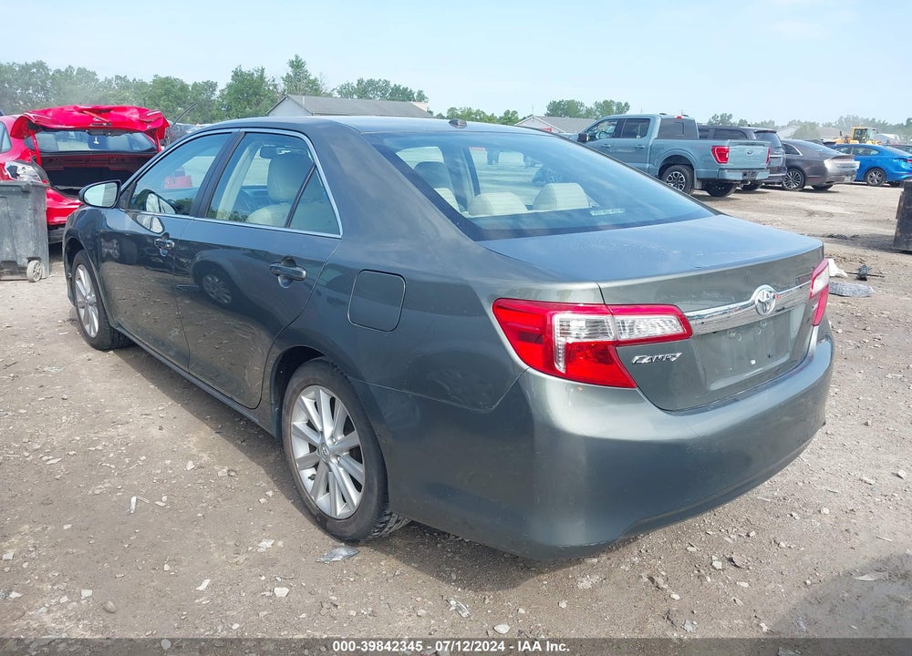 2014 TOYOTA CAMRY XLE VIN: 4T4BF1FK5ER335410