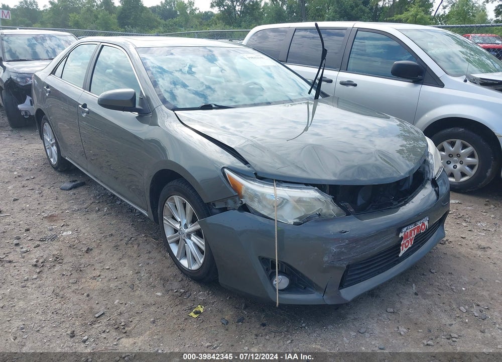 2014 TOYOTA CAMRY XLE VIN: 4T4BF1FK5ER335410
