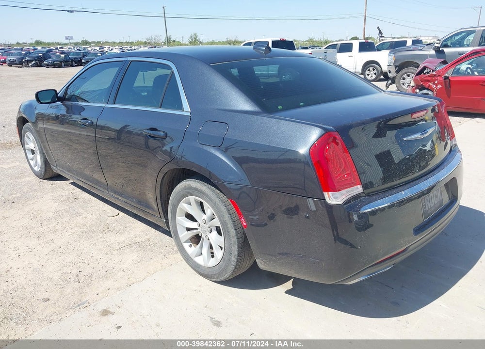 2015 CHRYSLER 300 LIMITED VIN: 2C3CCAAG2FH766830