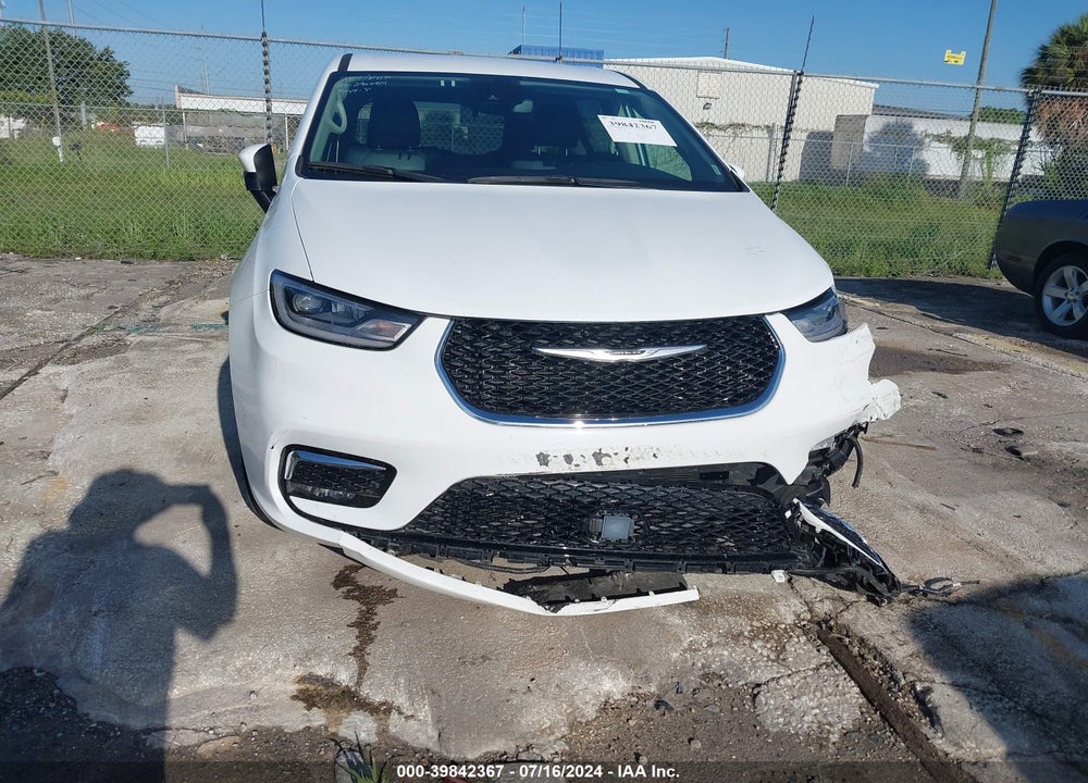 2023 CHRYSLER PACIFICA TOURING L VIN: 2C4RC1BG6PR546915