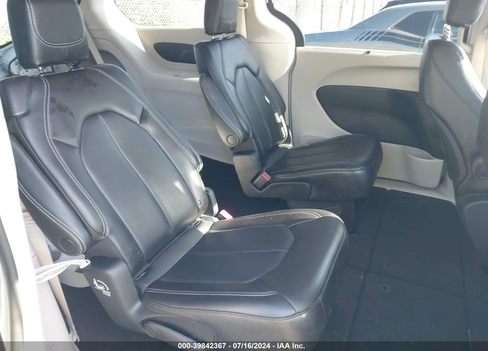 2023 CHRYSLER PACIFICA TOURING L VIN: 2C4RC1BG6PR546915