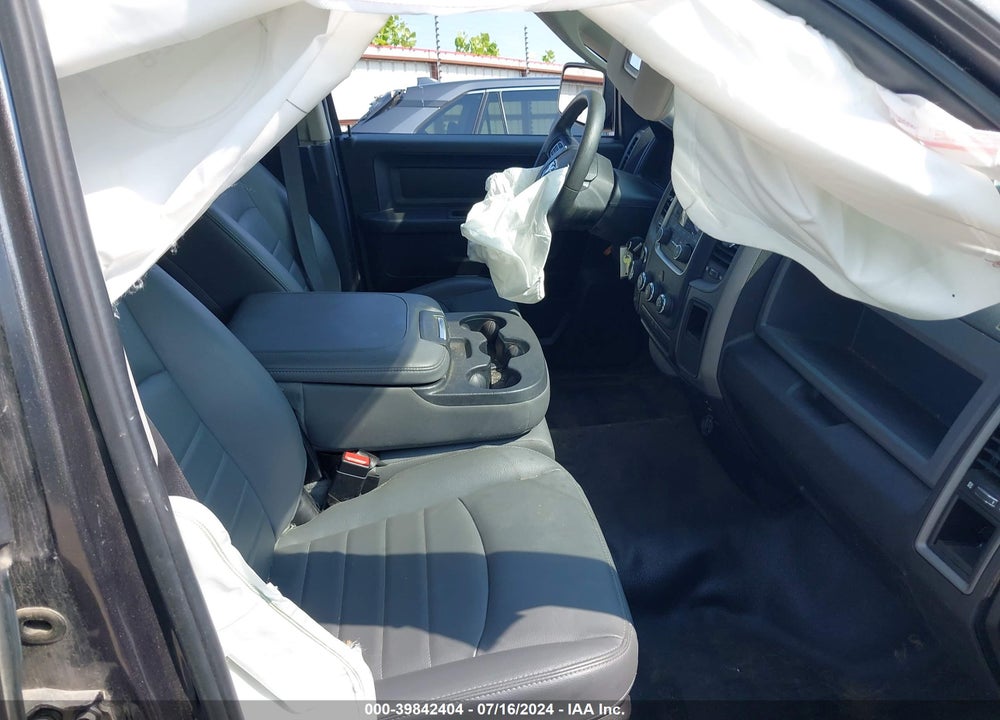 2019 RAM 1500 CLASSIC TRADESMAN QUAD CAB 4X4 6'4 BOX VIN: 1C6RR7FG6KS578614