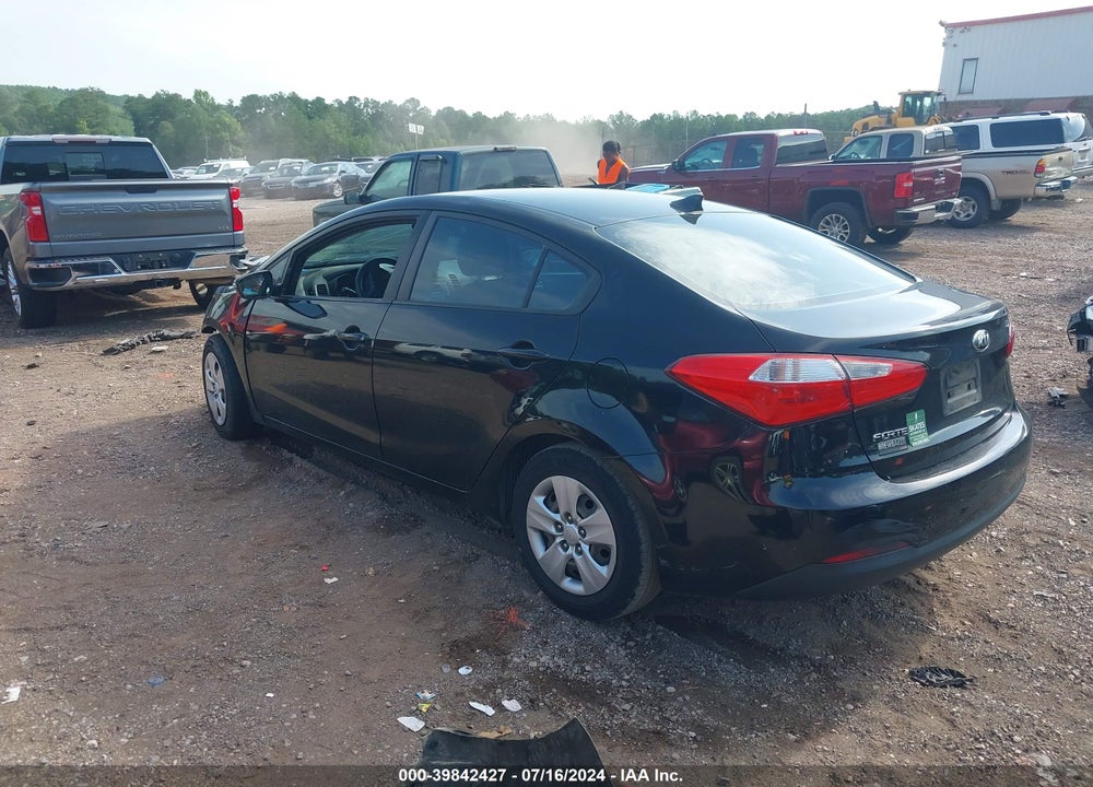2015 KIA FORTE LX VIN: KNAFX4A63F5409571