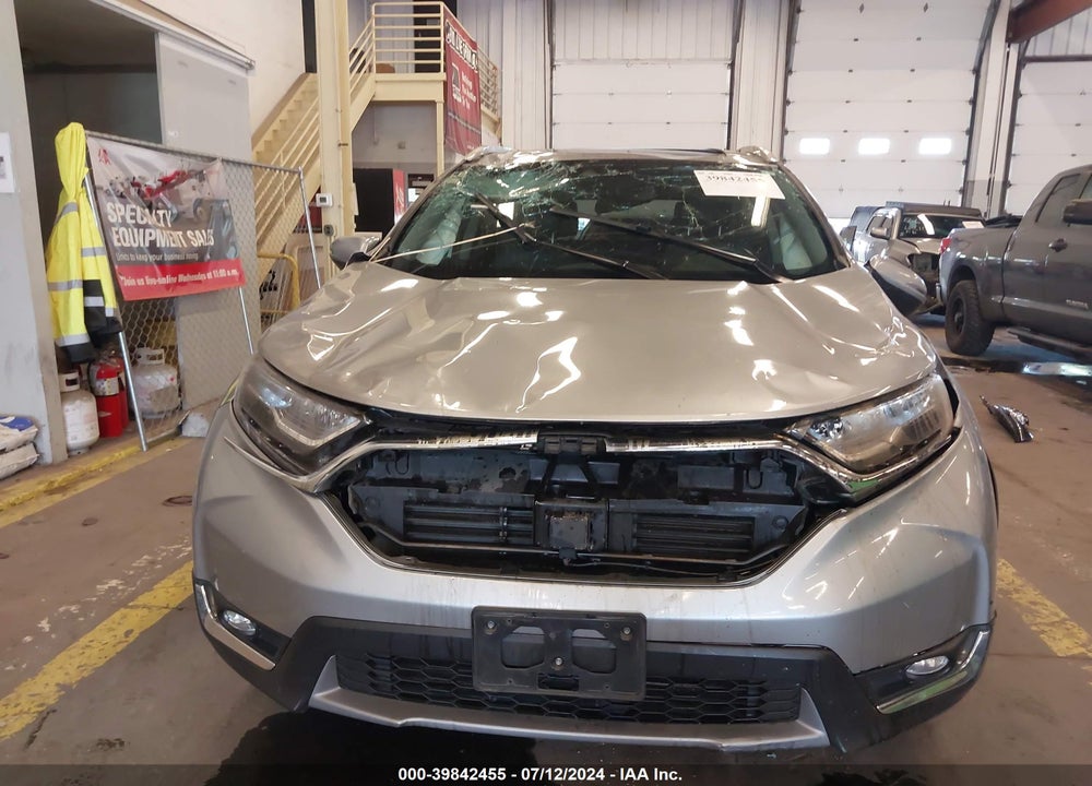 2019 HONDA CR-V TOURING VIN: JHLRW2H94KX018647