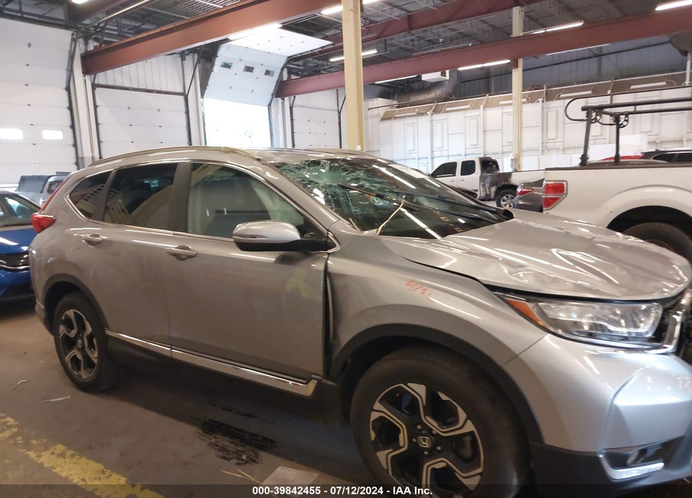 2019 HONDA CR-V TOURING VIN: JHLRW2H94KX018647