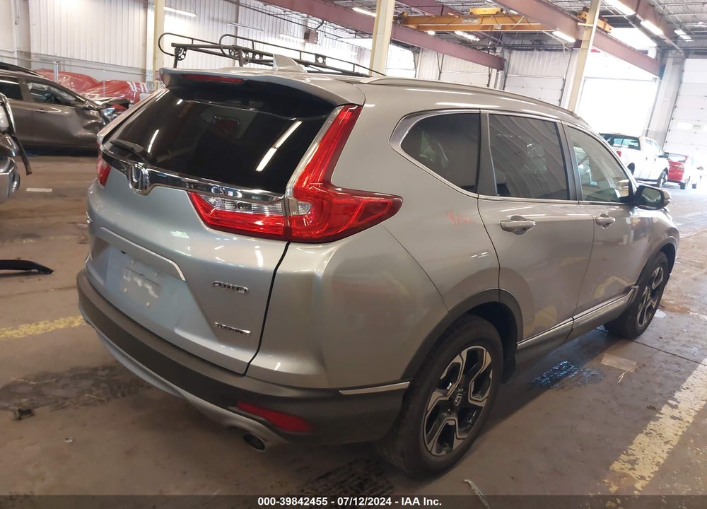 2019 HONDA CR-V TOURING VIN: JHLRW2H94KX018647