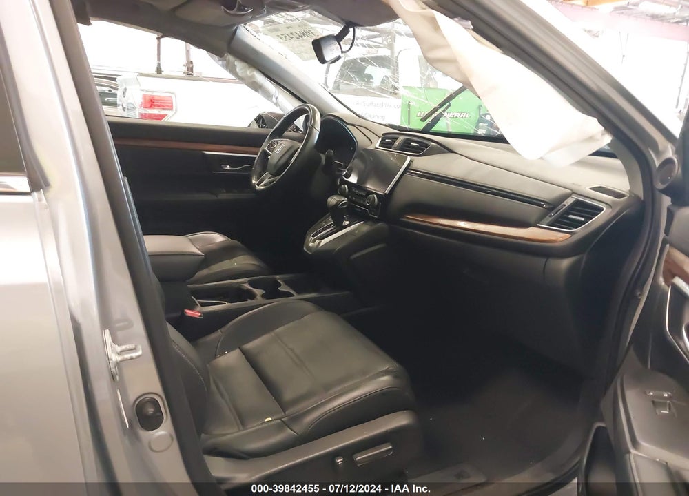2019 HONDA CR-V TOURING VIN: JHLRW2H94KX018647