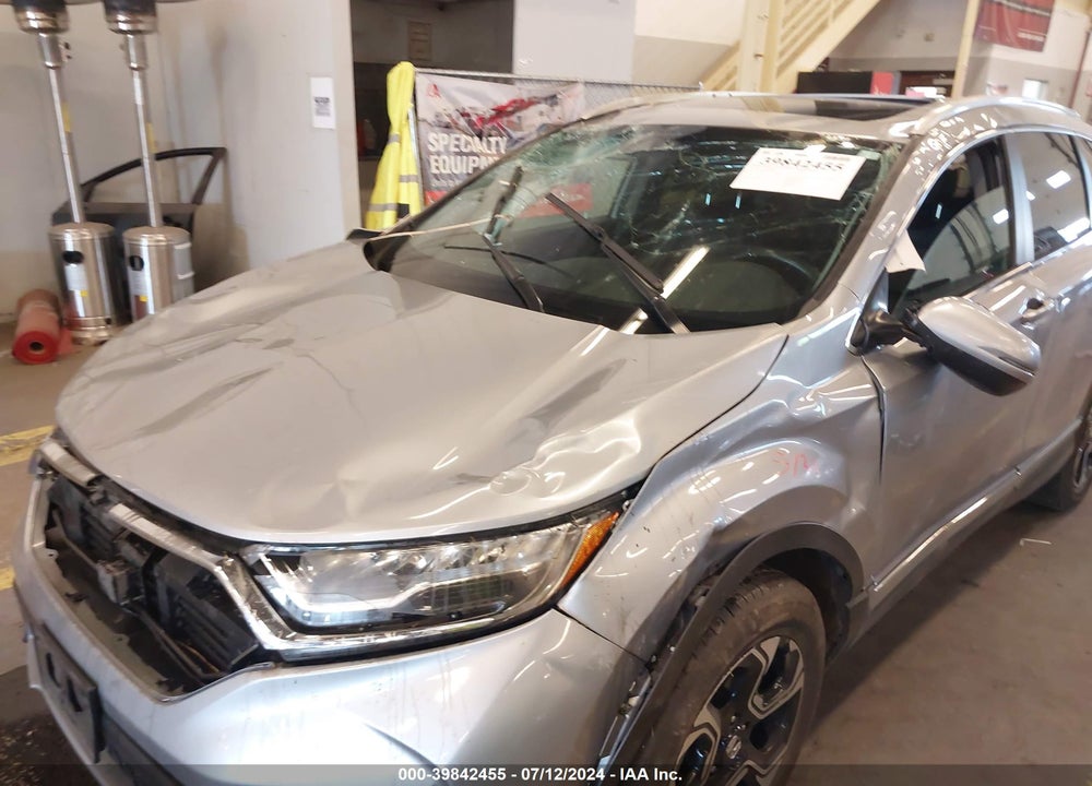 2019 HONDA CR-V TOURING VIN: JHLRW2H94KX018647