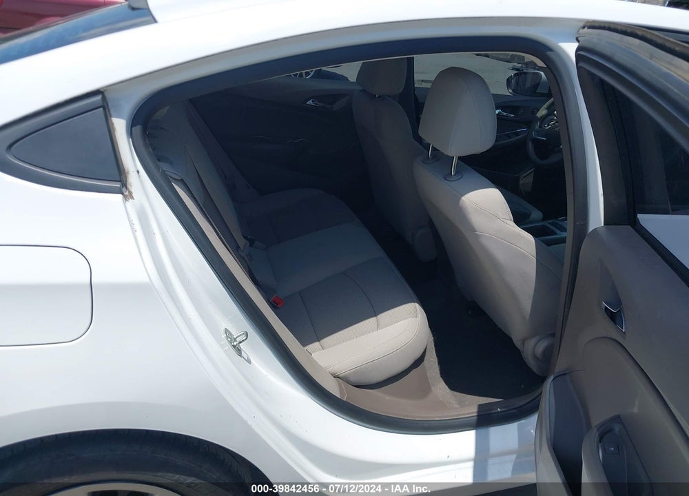 2018 CHEVROLET CRUZE VIN: 1G1BC5SM2J7232338