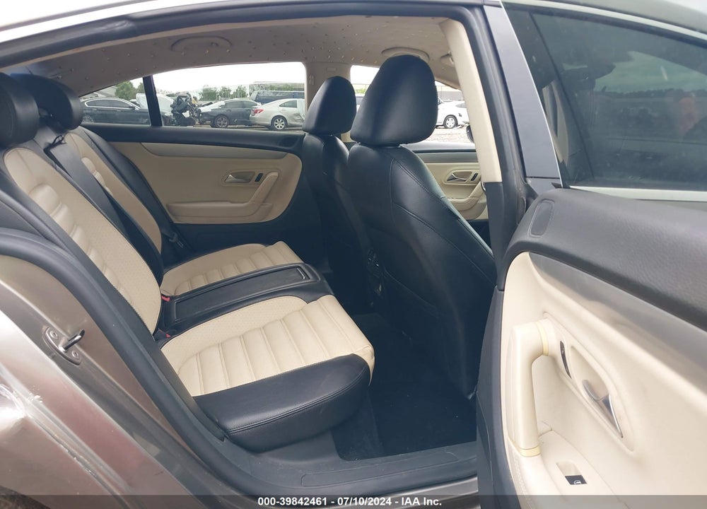 2010 VOLKSWAGEN CC SPORT VIN: WVWML7AN0AE514527