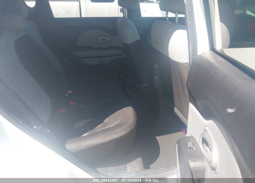 2017 KIA SOUL VIN: KNDJN2A2XH7421602