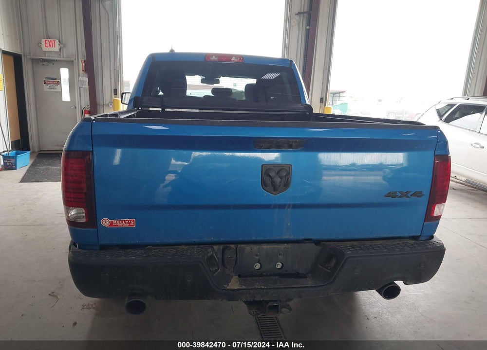 2022 RAM 1500 CLASSIC WARLOCK QUAD CAB 4X4 6'4 BOX VIN: 1C6RR7GT5NS207993