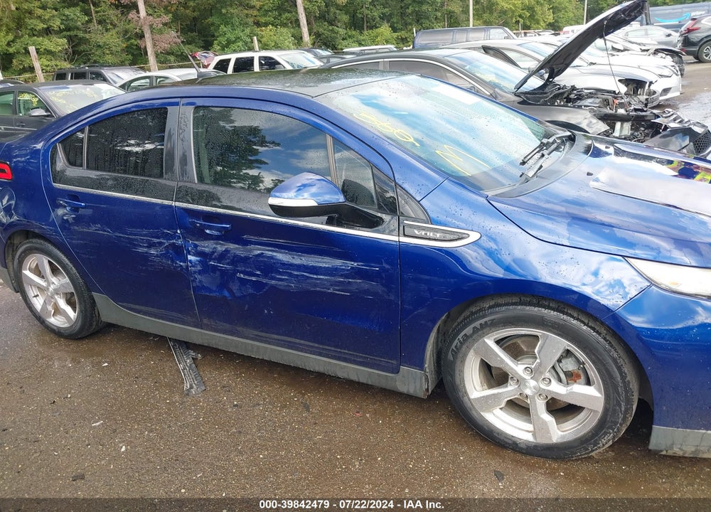 2012 CHEVROLET VOLT VIN: 1G1RD6E42CU109009
