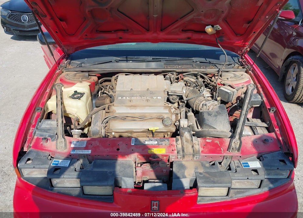 1994 OLDSMOBILE CUTLASS SUPREME VIN: 1G3WT35X8RD417817