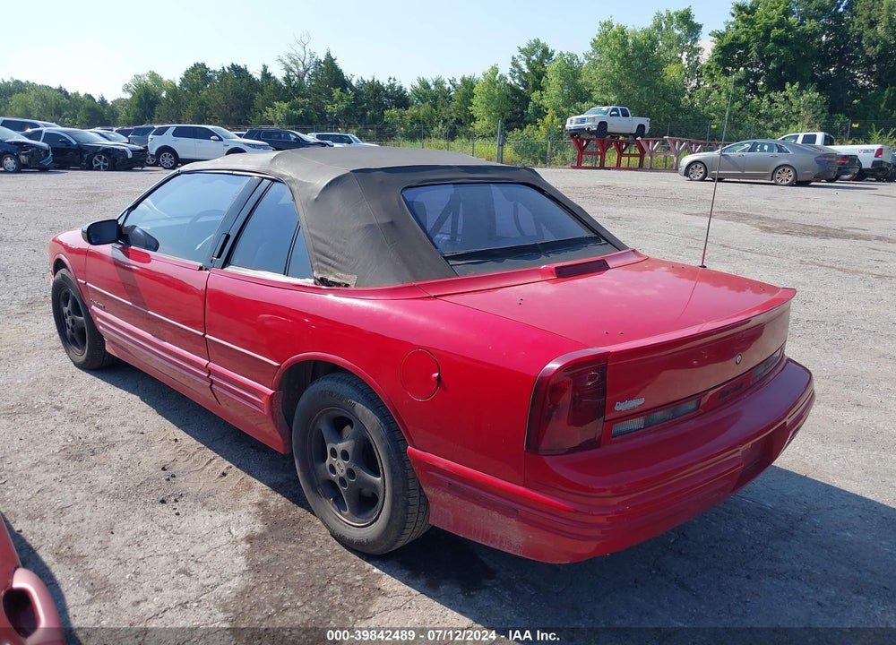 1994 OLDSMOBILE CUTLASS SUPREME VIN: 1G3WT35X8RD417817