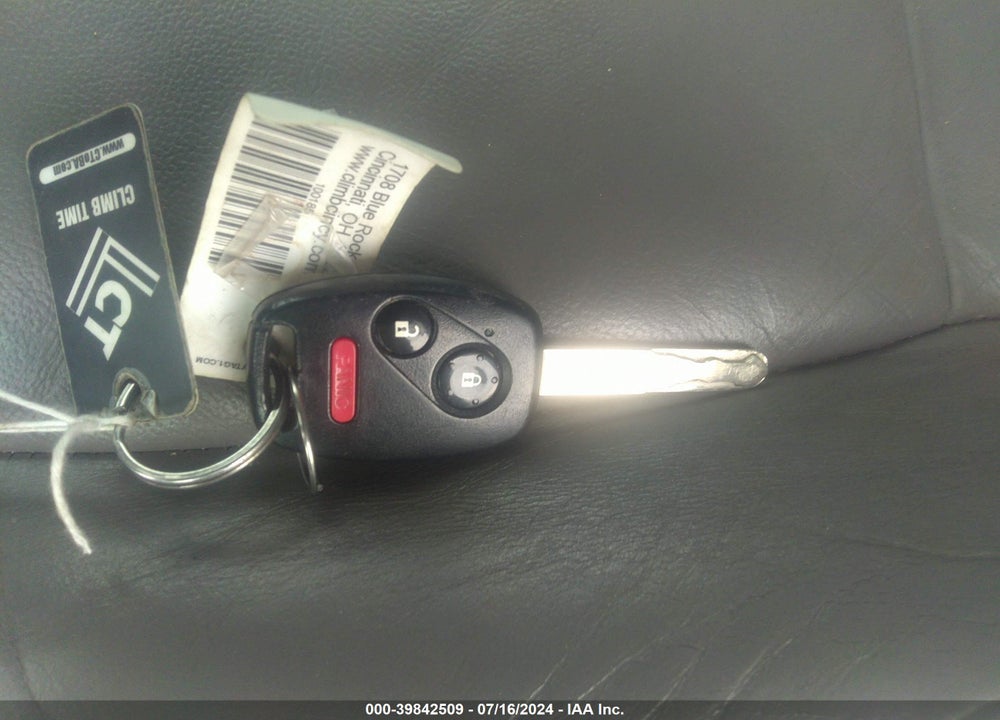 2011 HONDA CR-V EX-L VIN: JHLRE4H77BC028741