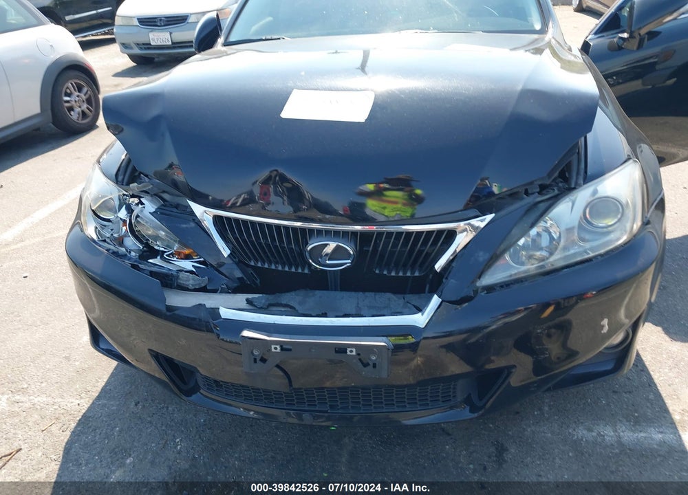 2011 LEXUS IS 250 VIN: JTHBF5C28B5138813