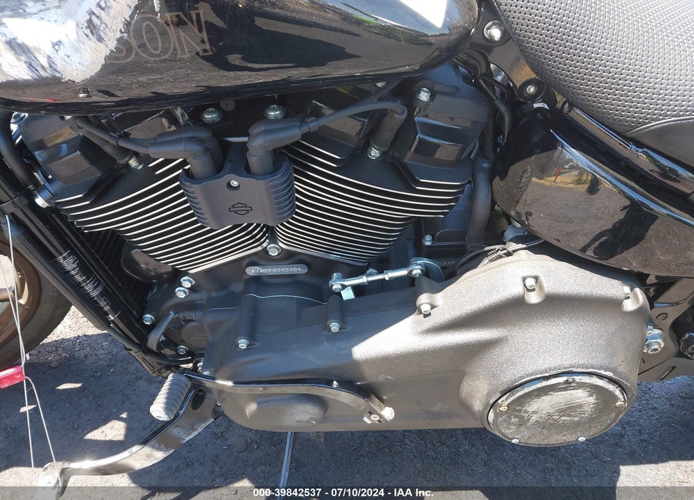 2023 HARLEY-DAVIDSON FXLRS VIN: 1HD1YWZ23PB034340