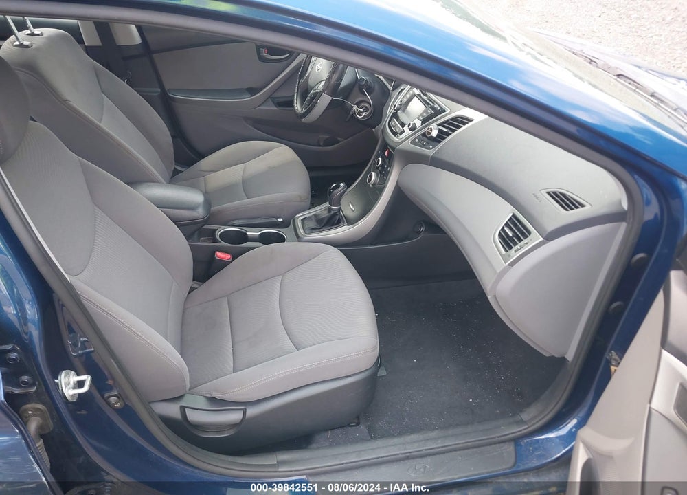 2015 HYUNDAI ELANTRA SE VIN: KMHDH4AE7FU223354