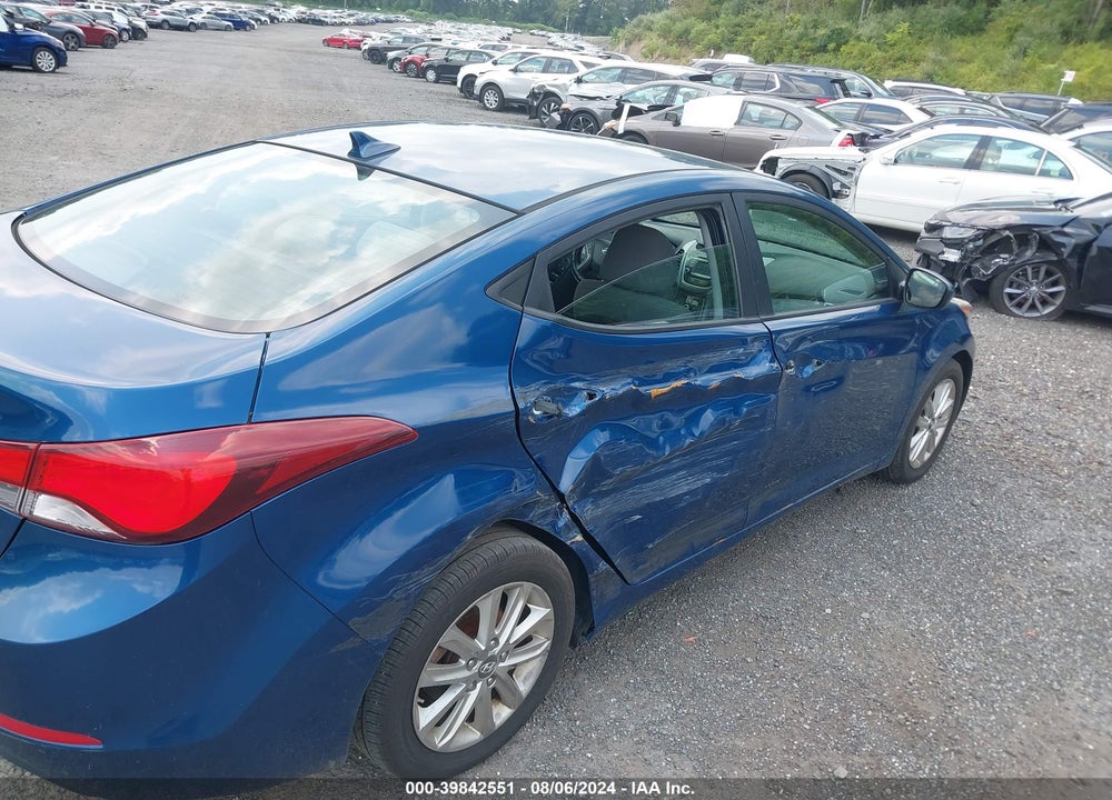 2015 HYUNDAI ELANTRA SE VIN: KMHDH4AE7FU223354