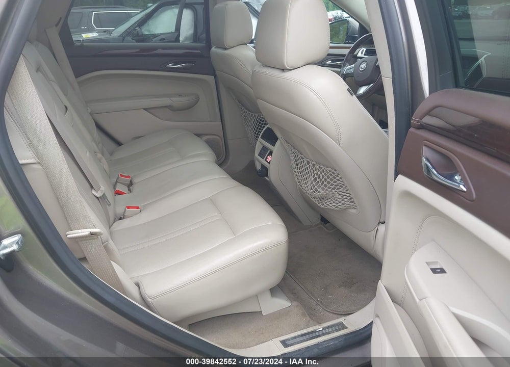 2011 CADILLAC SRX LUXURY COLLECTION VIN: 3GYFNAEY7BS626070