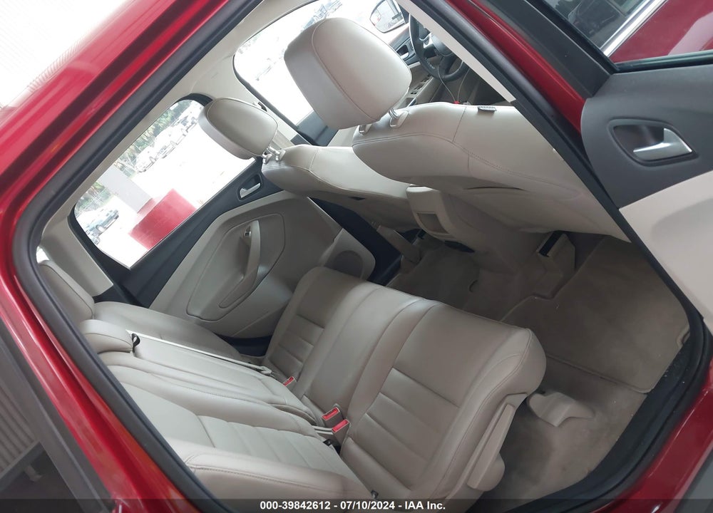 2016 FORD ESCAPE VIN: 1FMCU0G92GUC05386