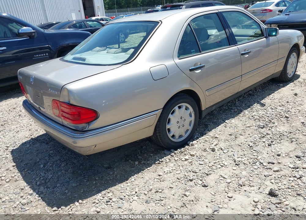 1999 MERCEDES-BENZ E 320 VIN: WDBJF65H9XA899139