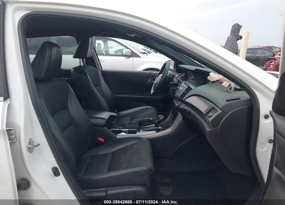 2016 HONDA ACCORD SPORT VIN: 1HGCR2F60GA013184