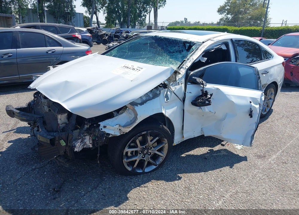 2018 HYUNDAI SONATA SPORT 2.0T VIN: 5NPE34AB4JH659515