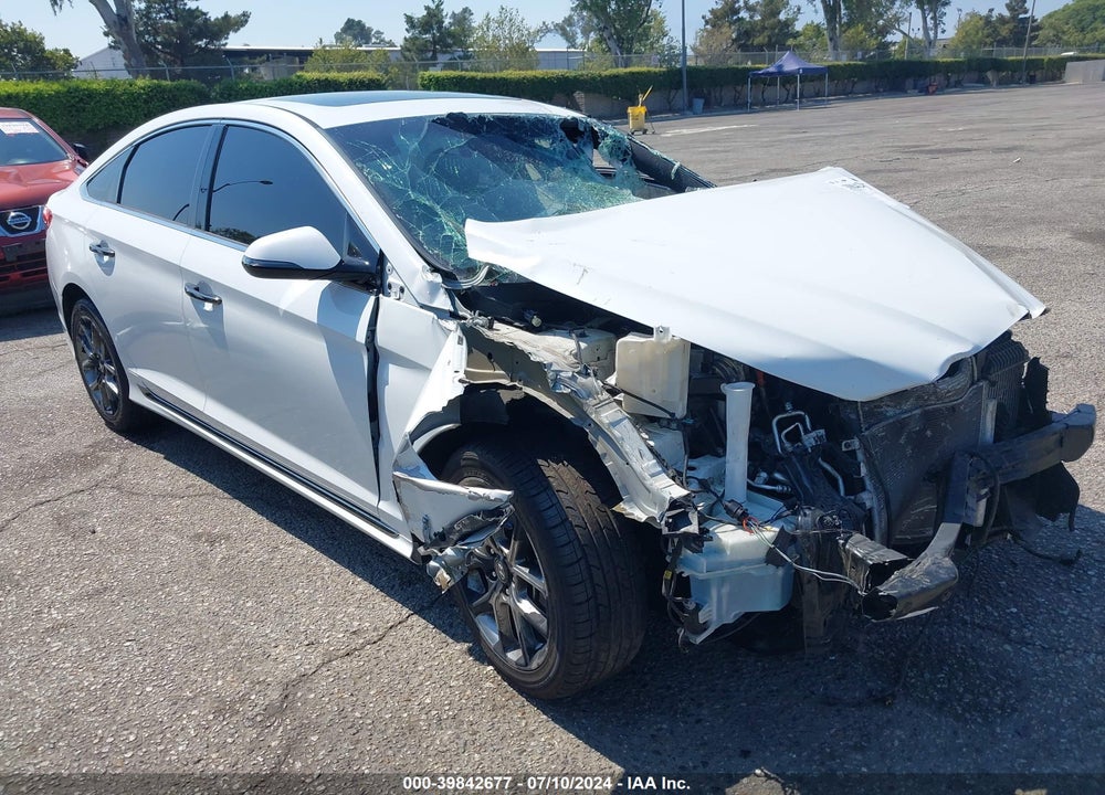 2018 HYUNDAI SONATA SPORT 2.0T VIN: 5NPE34AB4JH659515