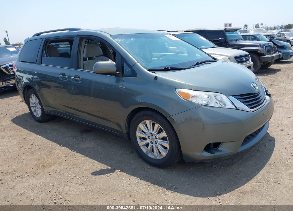 2014 TOYOTA SIENNA LE 7 PASSENGER VIN: 5TDJK3DC9ES073344
