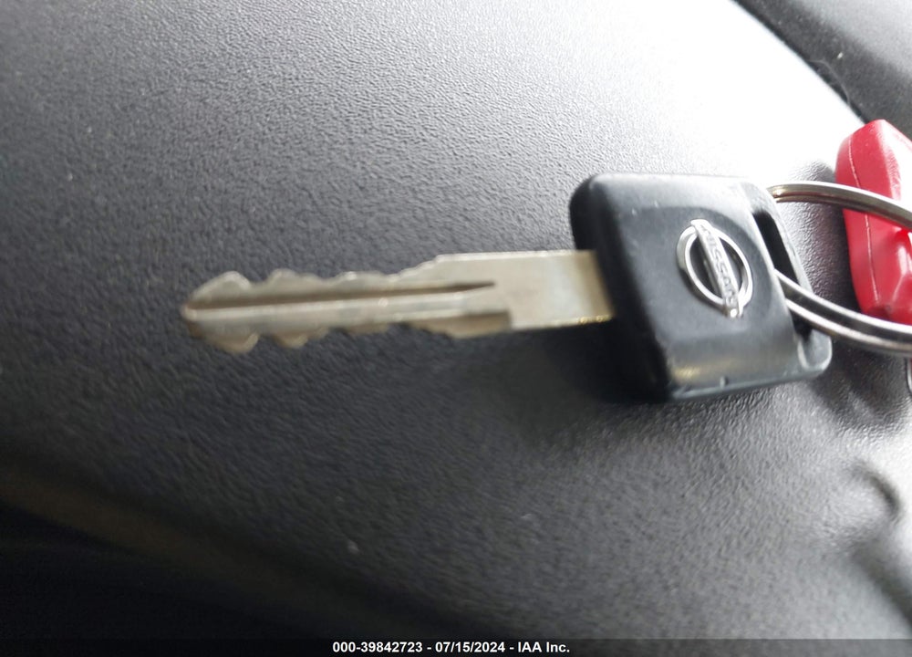 2006 NISSAN PATHFINDER SE VIN: 5N1AR18W66C602607