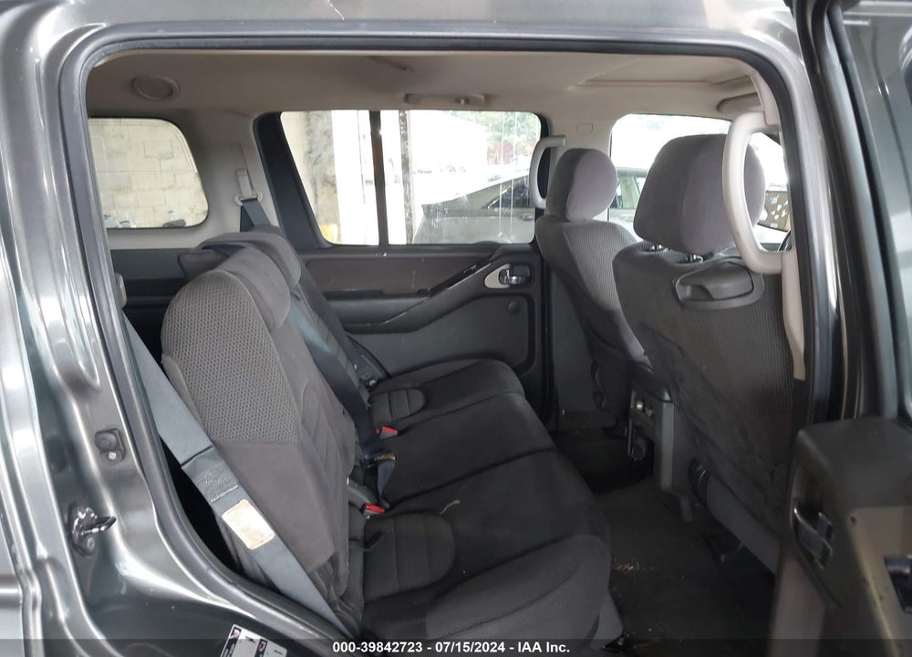 2006 NISSAN PATHFINDER SE VIN: 5N1AR18W66C602607