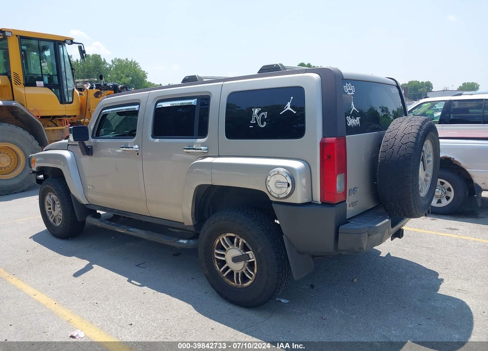 2006 HUMMER H3 SUV VIN: 5GTDN136568152710