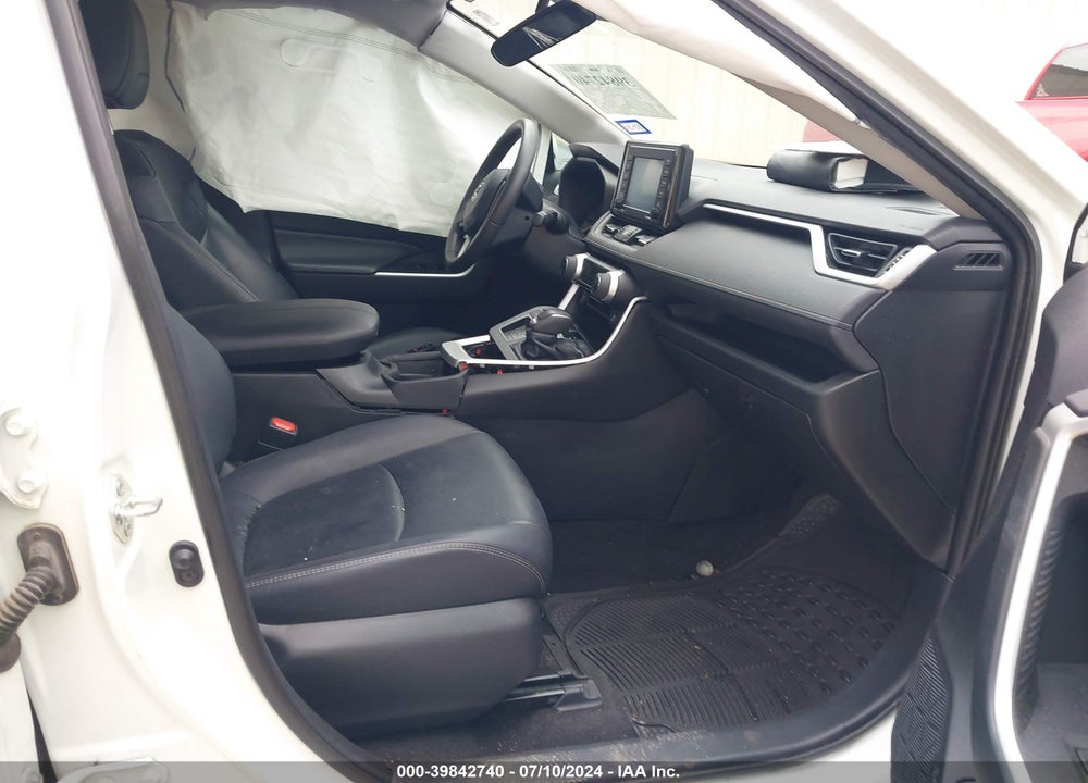 2020 TOYOTA RAV4 XLE PREMIUM VIN: 2T3C1RFV6LC037945