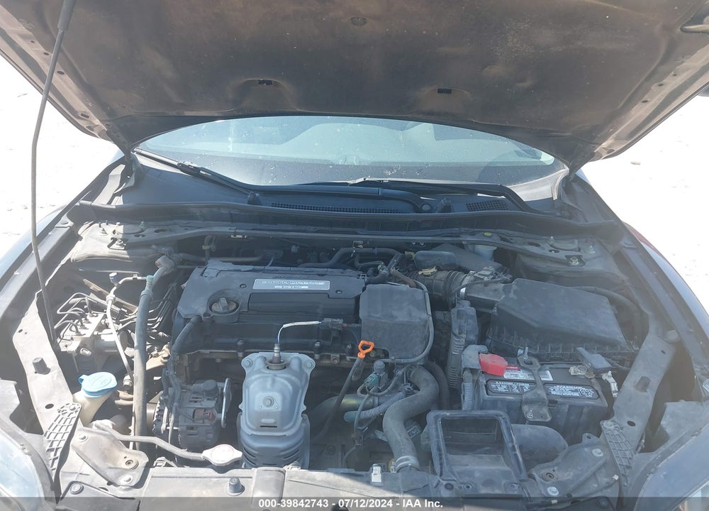 2014 HONDA ACCORD VIN: 1HGCT1B83EA014944