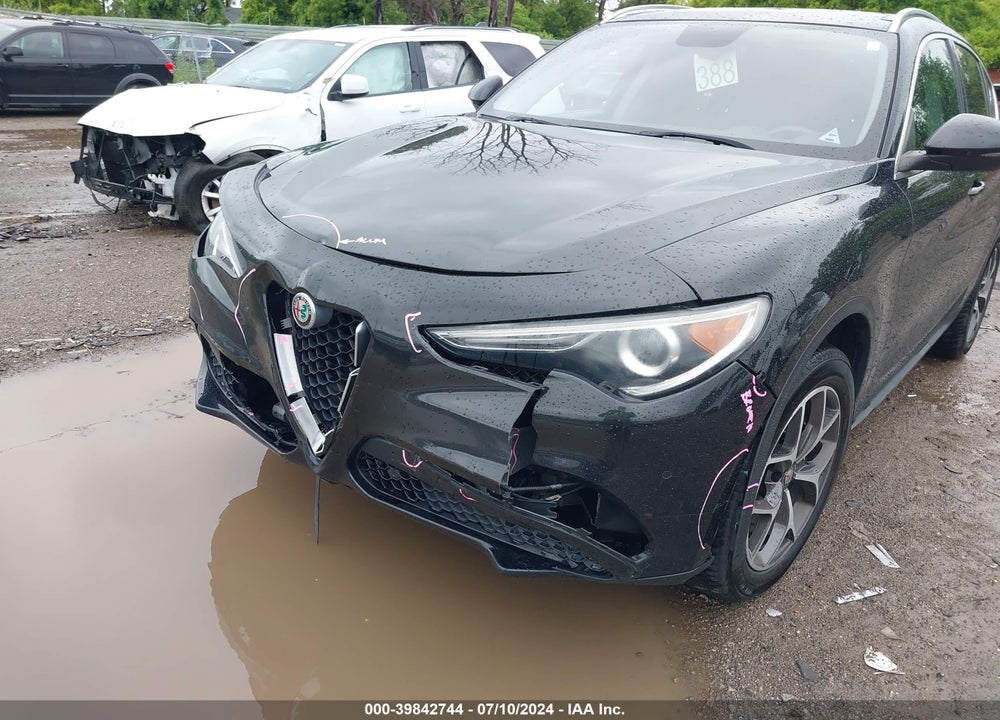 2018 ALFA ROMEO STELVIO TI AWD VIN: ZASFAKBN1J7C02681