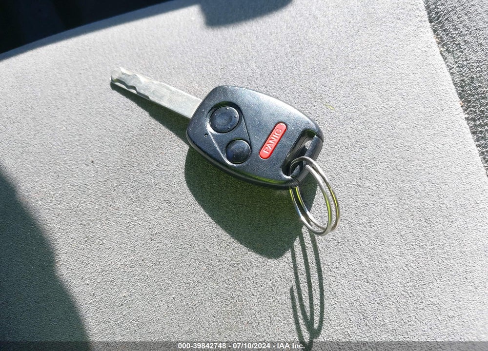2006 HONDA CIVIC LX VIN: 2HGFA16556H517171