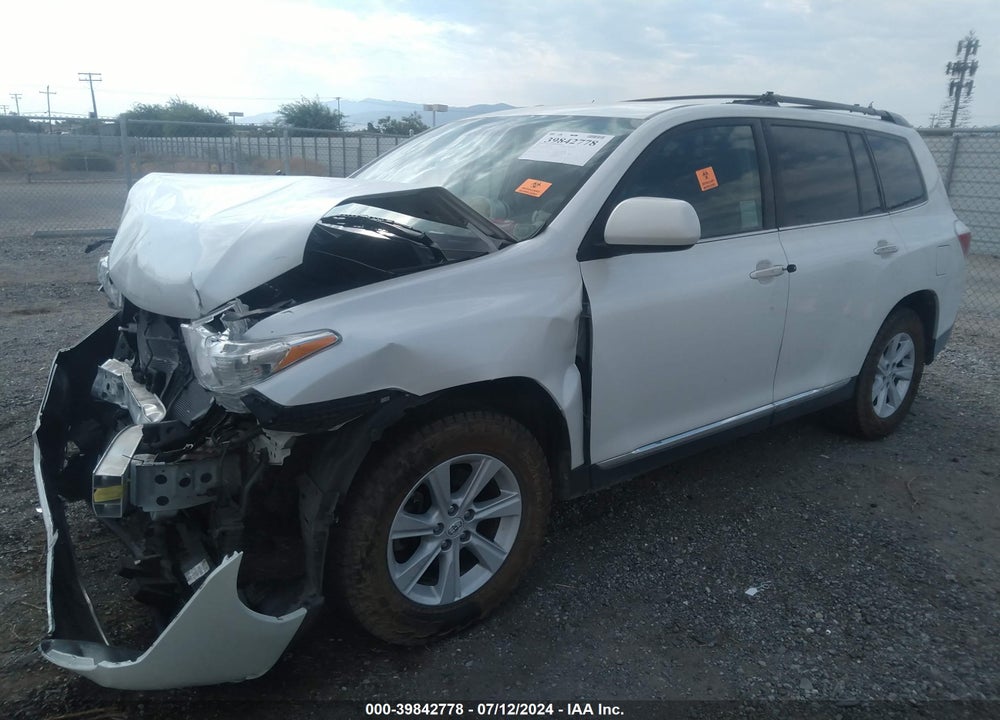 2011 TOYOTA HIGHLANDER BASE V6 VIN: 5TDZK3EHXBS045349
