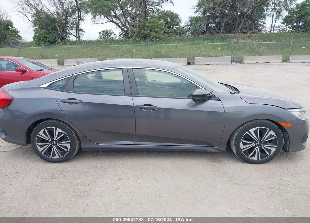 2018 HONDA CIVIC EX-T VIN: JHMFC1F38JX025891