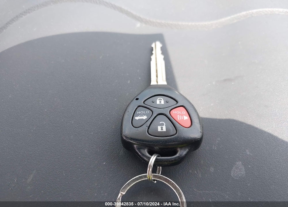 2011 TOYOTA COROLLA LE VIN: 2T1BU4EE0BC710713