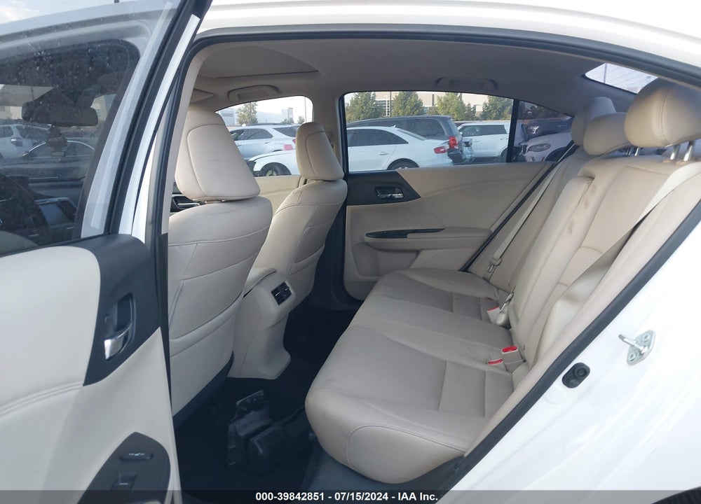 2017 HONDA ACCORD TOURING V6 VIN: 1HGCR3F92HA032675