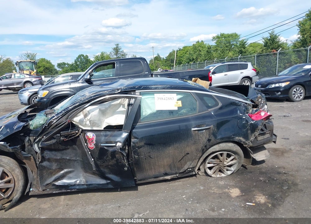 2020 KIA OPTIMA LX VIN: 5XXGT4L37LG417752