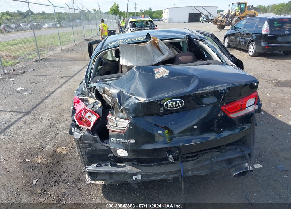 2020 KIA OPTIMA LX VIN: 5XXGT4L37LG417752