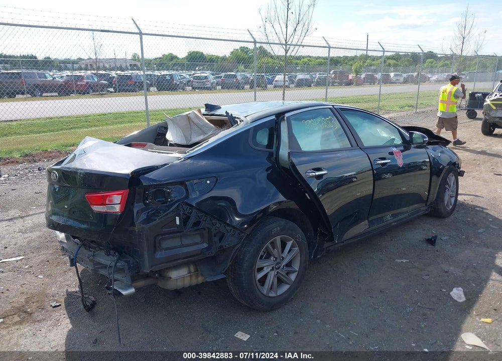 2020 KIA OPTIMA LX VIN: 5XXGT4L37LG417752